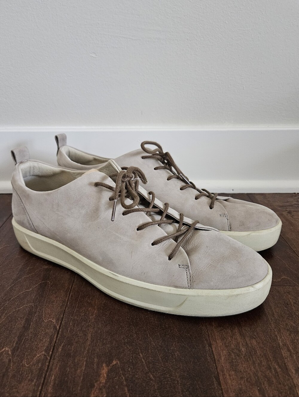 Ecco Grey Leather Sneakers Size 11